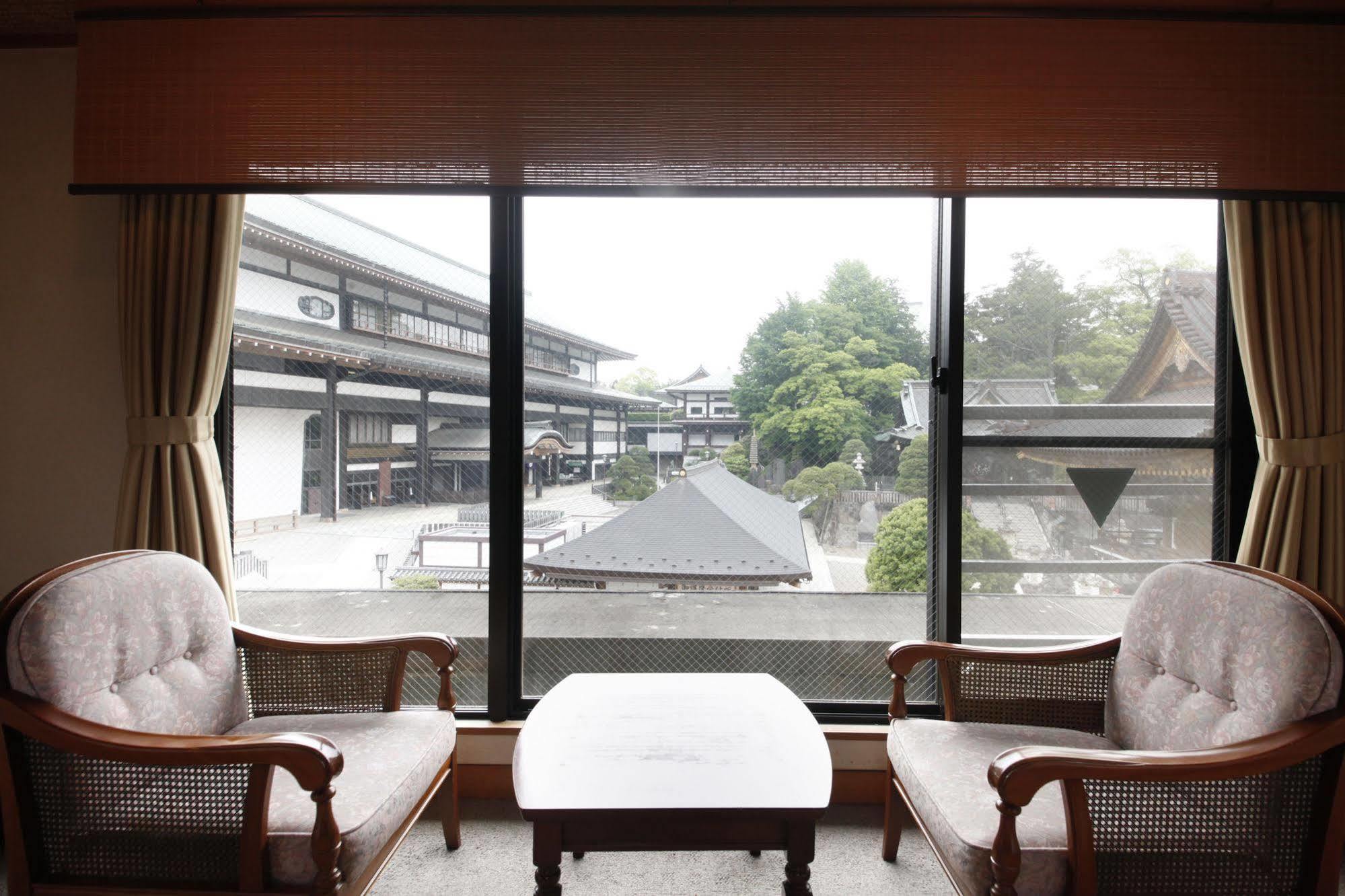 Wakamatsu Honten ناريتا المظهر الخارجي الصورة